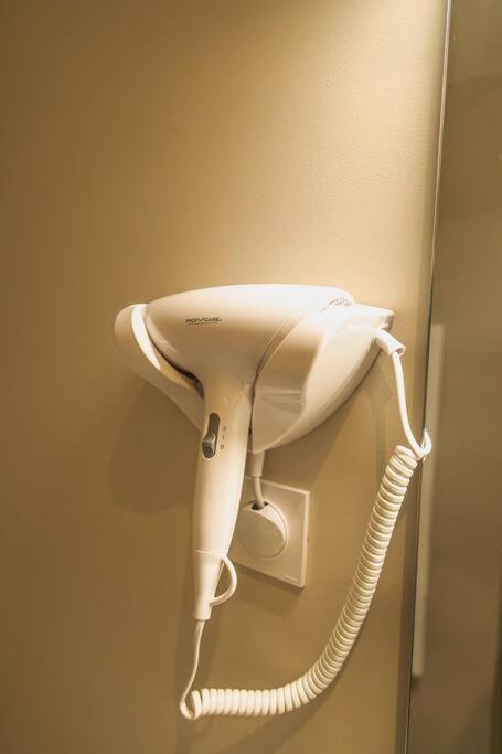 Le Palm Appartement Elegant & Design En Bord Riviere Collobrières 外观 照片